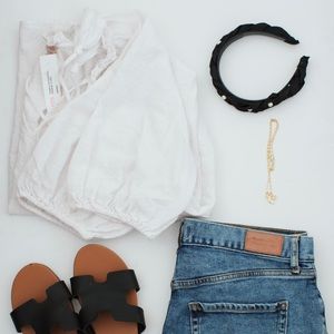 Puffed sleeve Pirate lose top: